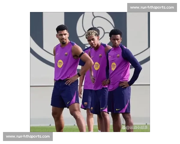 巴萨官宣加西亚加盟延期至周三 手续问题 + 球员道别成主因 巴萨官宣加西亚加盟延期至周三 手续问题 + 球员道别成主因