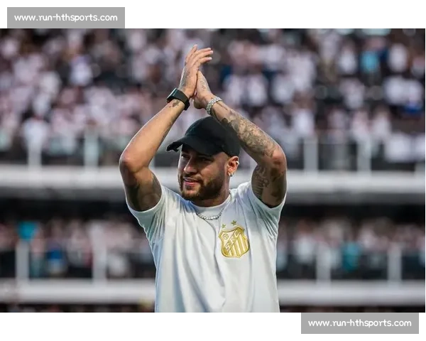 月薪 522 万！内马尔重返桑托斯魔鬼训练，保级生死战在即秀肌肉状态