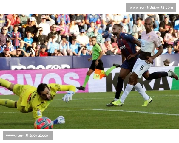 菲尔波告别利兹联！英冠冠军功臣将开启西甲新篇章